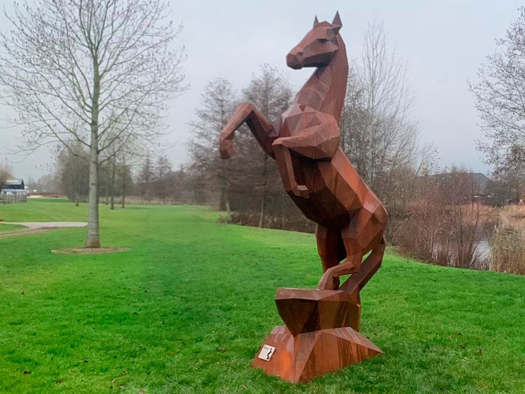 Sculpture of the horse, made in collaboration with Hilep2 for equestrian club, Belgium